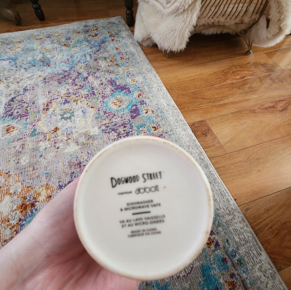 Christmas Cat ceramic travel mug with silicone lid - Picture 2 of 2